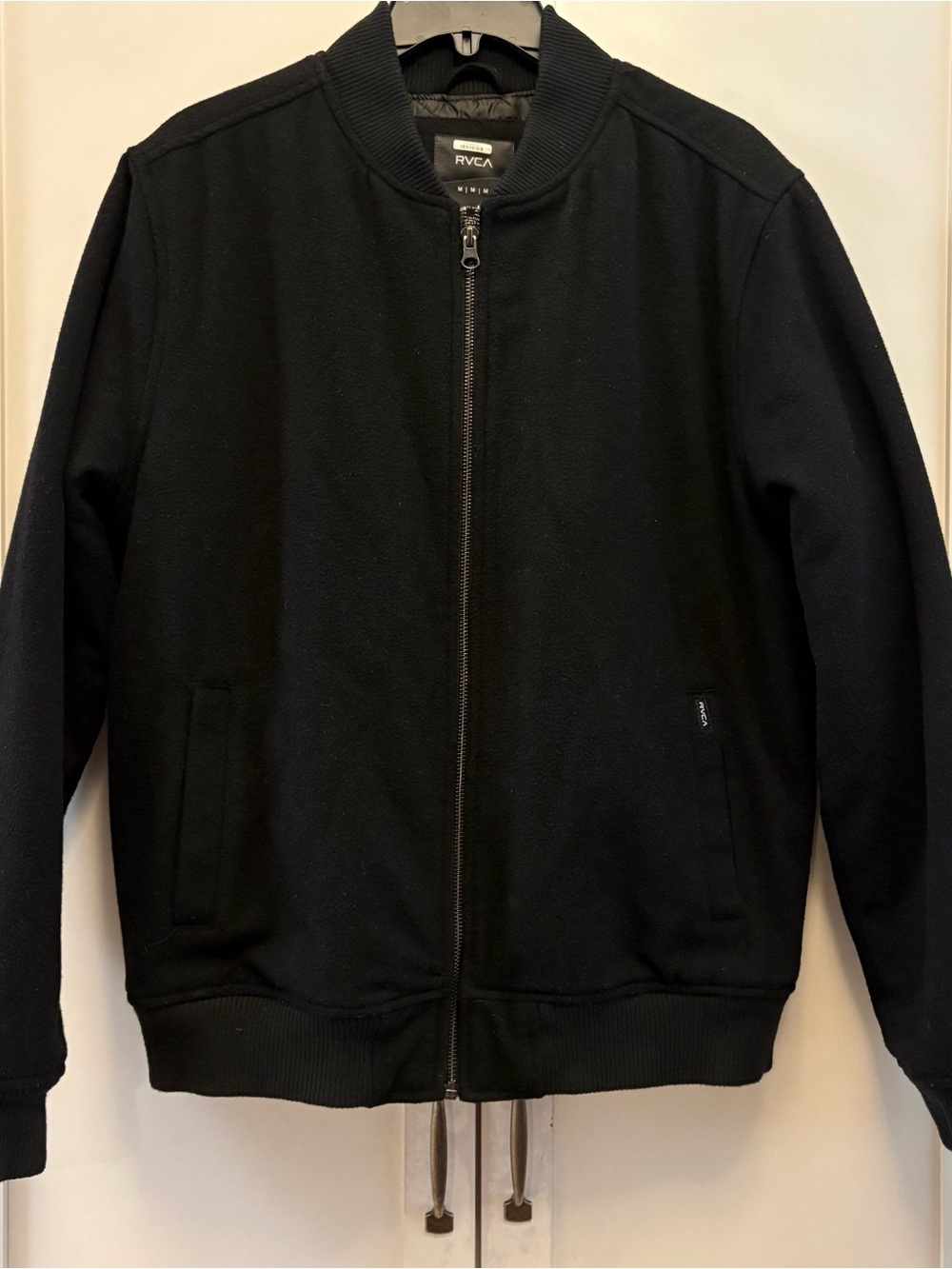 RVCA Men's Black Bomber Jacket Full Zip Quilted Logo Band Collar Size M